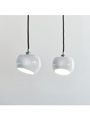 Licht im Raum White Moons 2 Pendulum, surface stainless steel